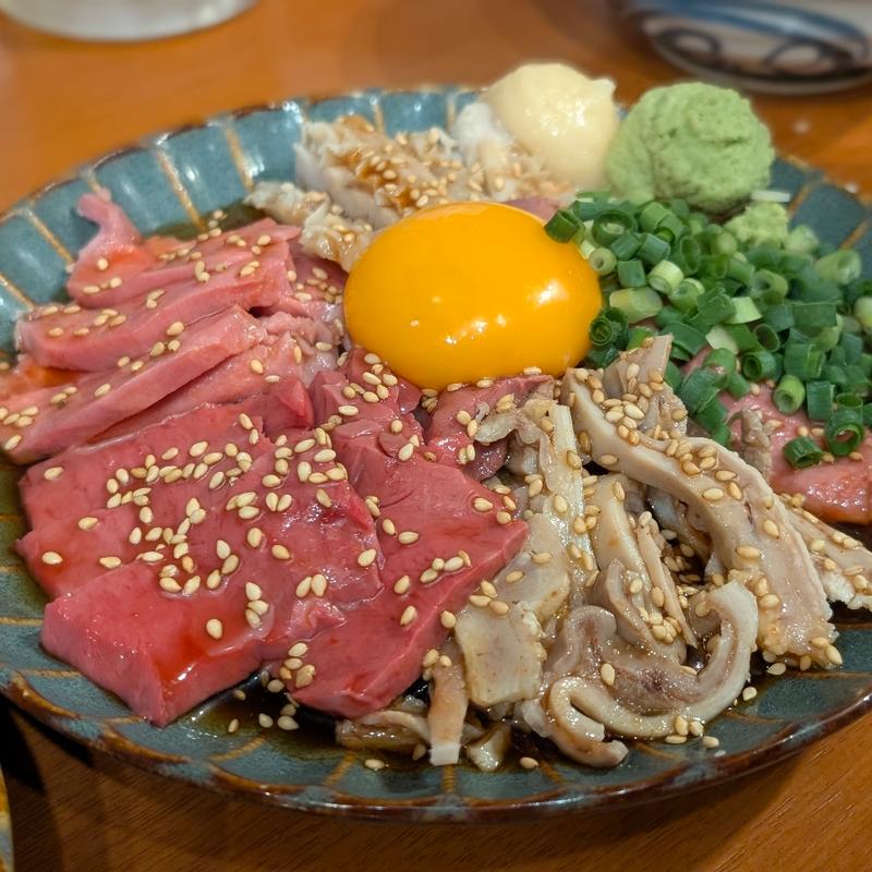 肉刺し5種ユッケ(もつ千 八丁堀店)