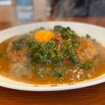 カツカレー ほうれん草トッピング