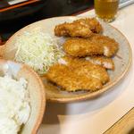 とりかつ、とんかつ(とりかつ チキン)