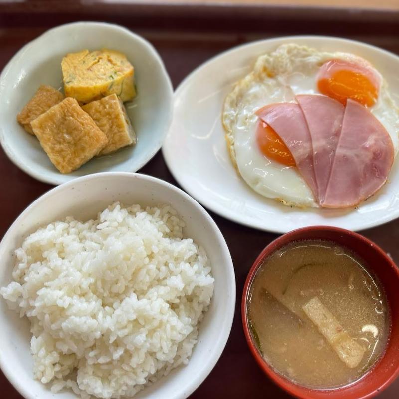 朝定食(青海食堂)