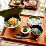 小屋のまかない丼(江ノ島小屋)