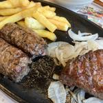 ブロンコおじさんのこだわり炭火焼きがんこハンバーグ&炭火焼きやわらかランチステーキ