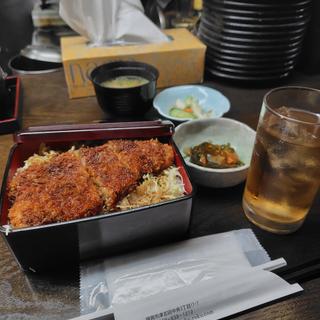 助六重(助六 （すけろく）)