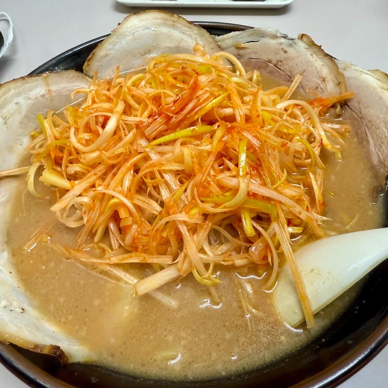 ネギ味噌チャーシューメン大盛(くるまやラーメン 東萱場店 )