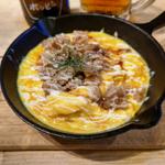 鉄板オムレツ ～生姜焼きのせ～