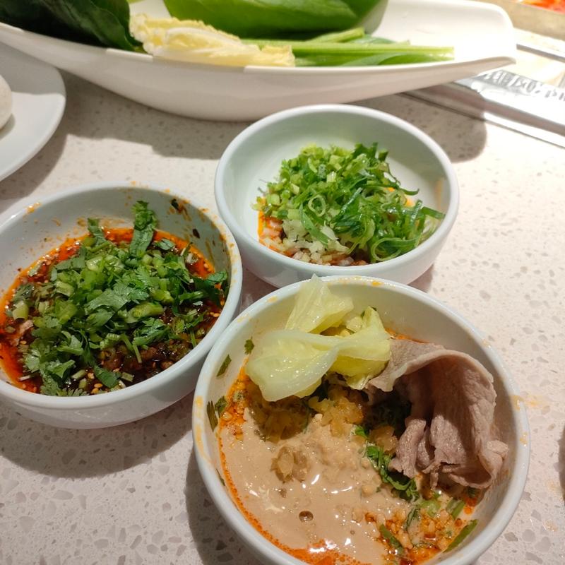 ランチ火鍋セット(海底撈火鍋 上野店)