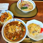 全とろ麻婆麺ハーフ 半チャーハン