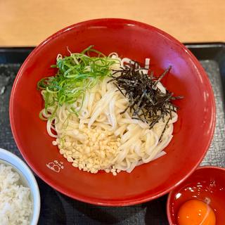 冷やしたまかけうどん(なか卯 すすきの西店 )