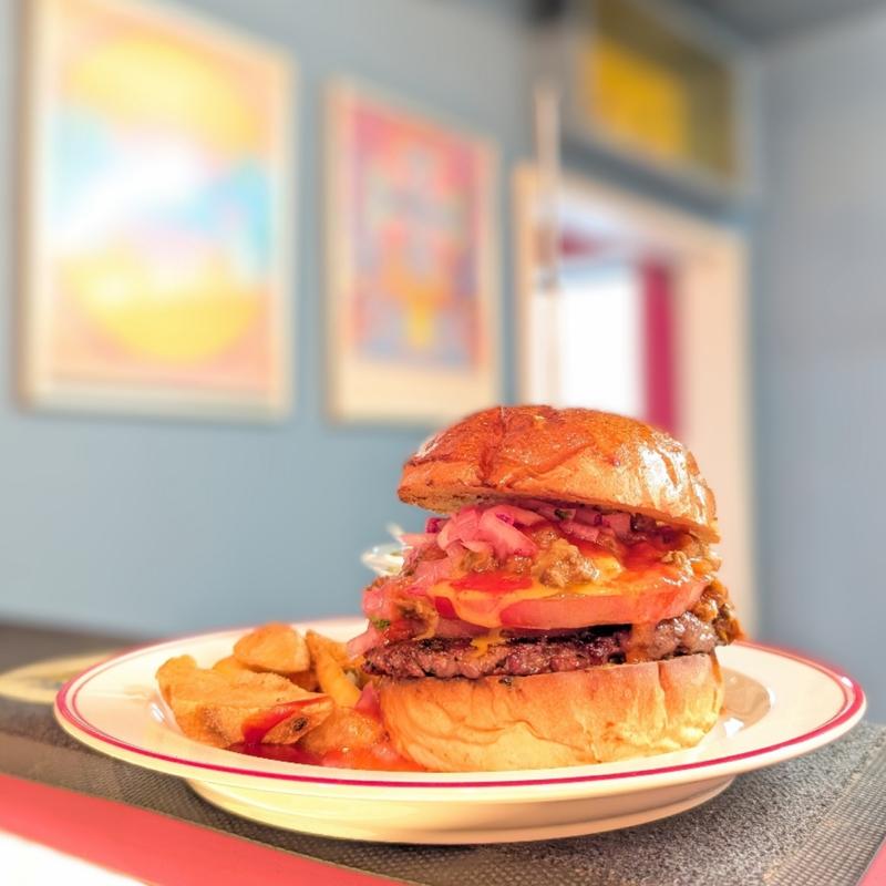 トマトソースバーガー(S.B. DINER KOBE)