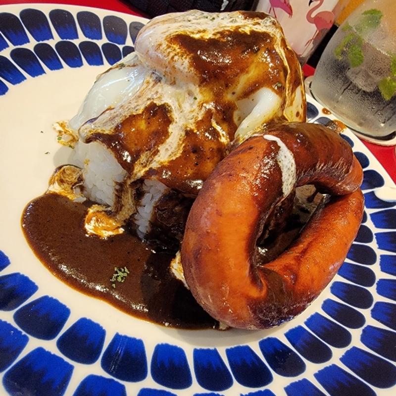 国産無塩せきソーセージカレー(ピラミッド)