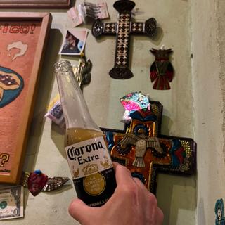 コロナビール(ボラーチョス （Borra Chos）)