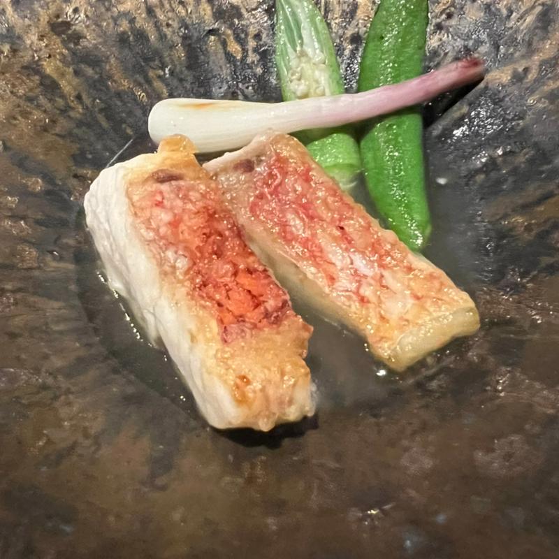 甘鯛の鉄板焼き　骨出汁ソース(鉄板焼さわふじ)