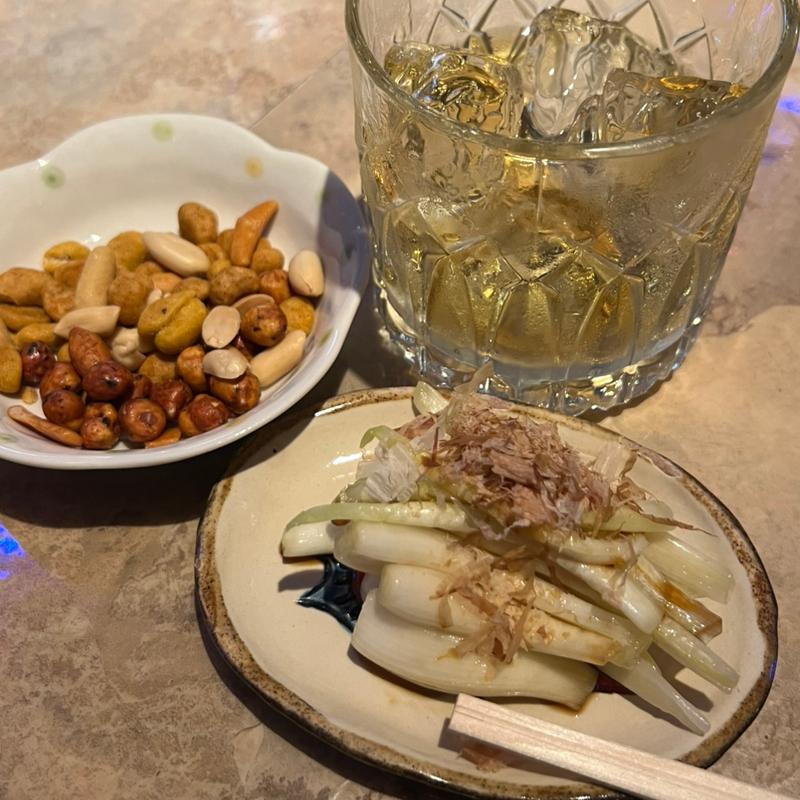 ビアナッツ　島らっきょう　シーバス18年(OKINAWA Bar「あっちゃん'S」)