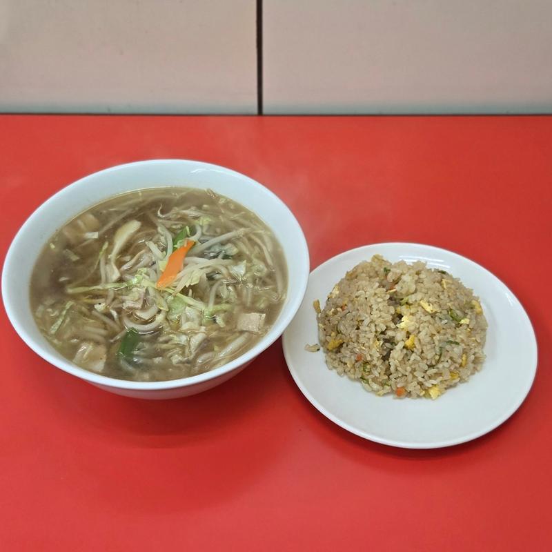 チャンポンセット(焼飯小)(中華料理 とんとん)