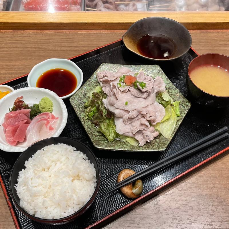 大麦もち豚しゃぶしゃぶ定食(海鮮肉炉端 大夢)