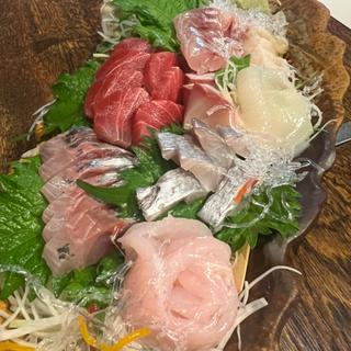 刺身盛り合わせ(司 )
