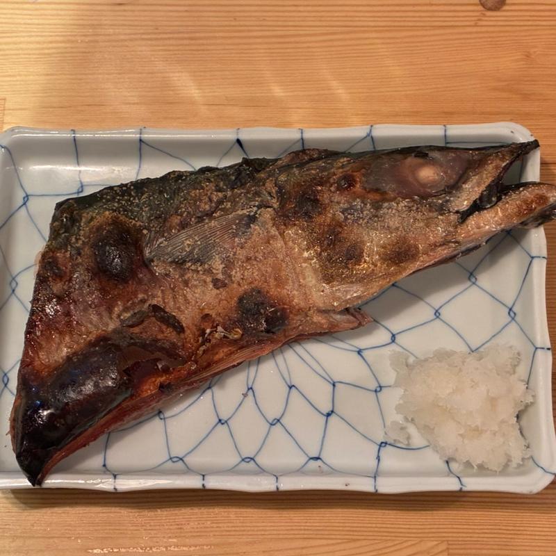 メガとろさばの塩焼き　ハーフのハーフ(魚とおでんと瓶ビール 大衆酒場 とろ鯖 南森町店)