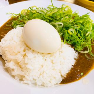 神戸キーマカレー 煮たまごトッピング