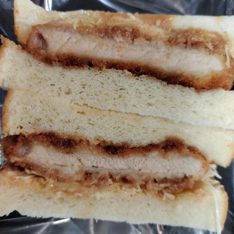 カツサンド(表参道珈琲館)