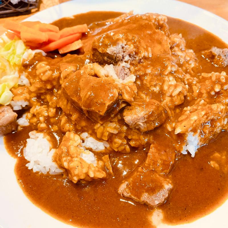魔女(あいまい カレー)