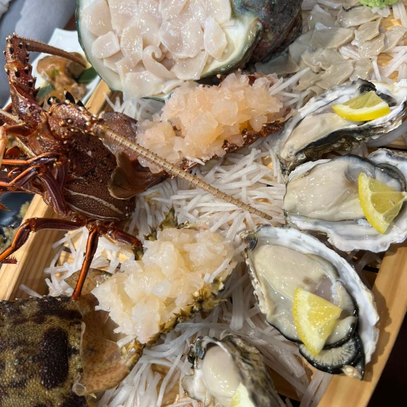 夜光貝刺身　伊勢海老刺身　うちわ海老刺身　生牡蠣(がんじゅう堂 )