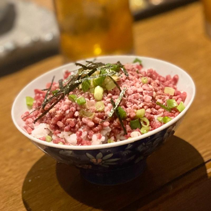 馬肉フレーク丼(福みみ （ふくみみ）)