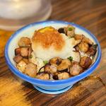炙りコロチャーシュー飯