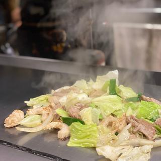 ホルモンミックス焼き(利根屋)