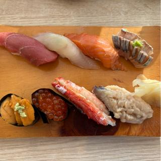 八巻盛り(Standing sushi bar 縁戸 女満別空港店)