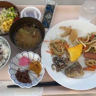朝食ビュッフェ
