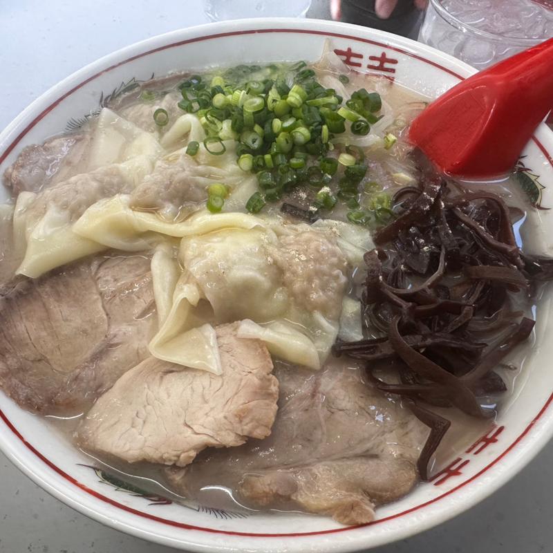 チャーシューワンタンメン(九州ラーメン 友理)