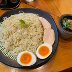 しお冷やしざるらーめん