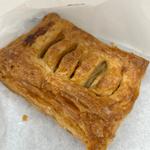 お店で焼いたアップルパイ