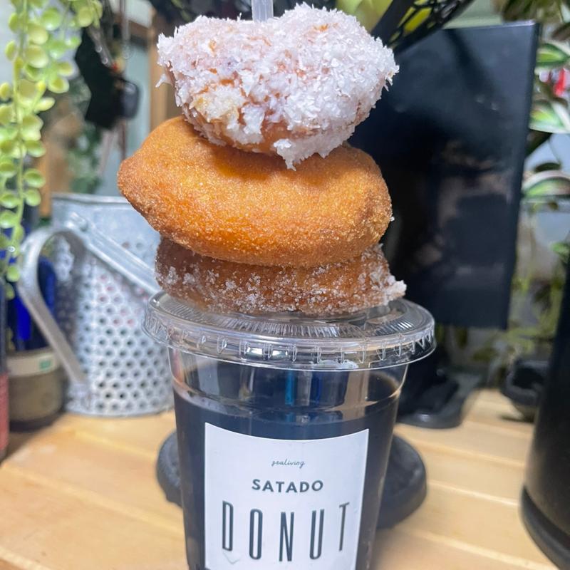 ミニドーナツ3個＋アイスコーヒー(シーリビングカフェ)