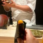 ネギトロ手巻き、うずらの卵醤油漬け(鮨 若尊)