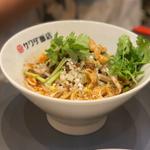 汁なし担々麺(大阪中華 サワダ飯店)
