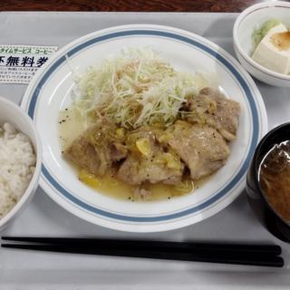 A定食(チキンソテー 葱塩レモンソース)(葛飾区役所　食堂 )