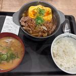 旨辛豆腐牛バラ定食(松屋 西尾店（松のや併設）)