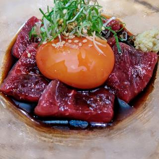 ミンクくじらユッケ(寿司トおでんにのや横浜店)