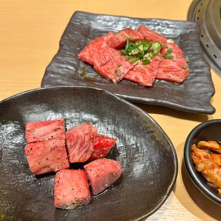 中落ちカルビ、ロース(本格焼肉清香園ボックスタウン箱崎店)