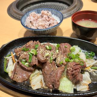 牛タン定食(本格焼肉清香園ボックスタウン箱崎店)