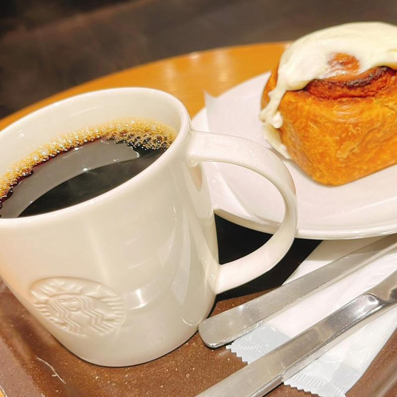 シナモンロール ドリップコーヒー(スターバックスコーヒー 芦花公園店)
