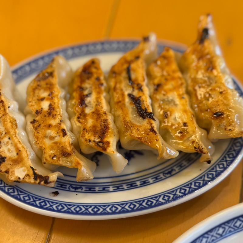 餃子(中国ラーメン 揚州商人 池袋西口店)