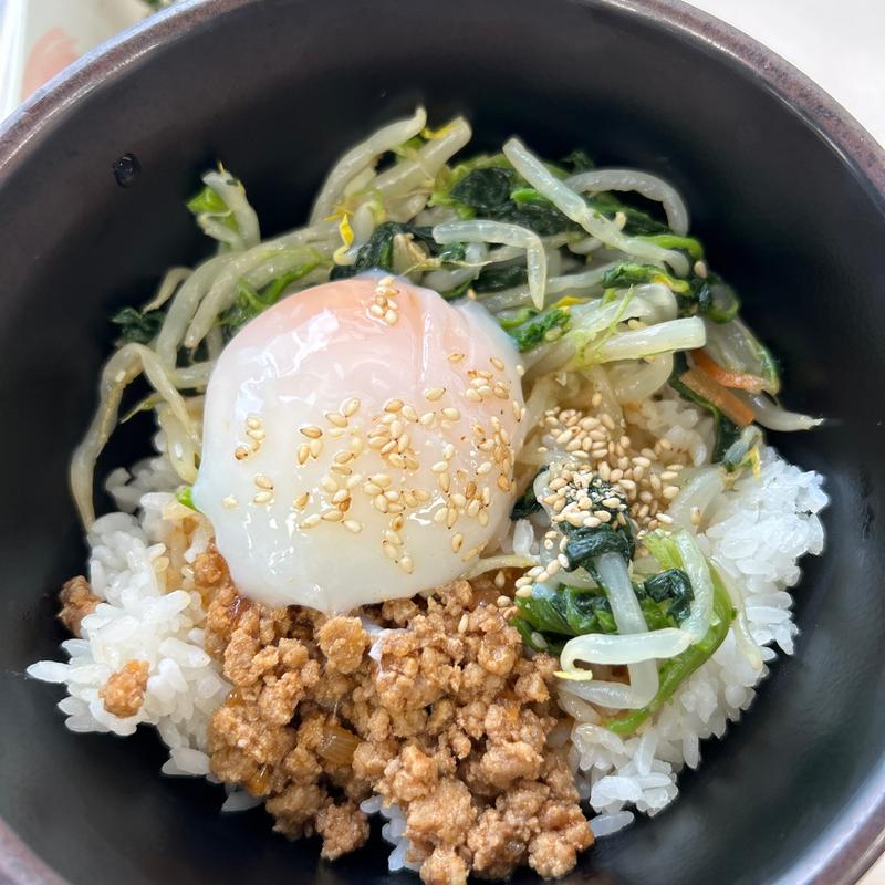 ビビンパ丼(札幌市役所本庁舎食堂)