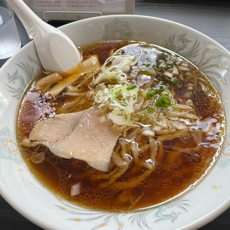 手打中華　黒(中華そば 手打 Kimama)