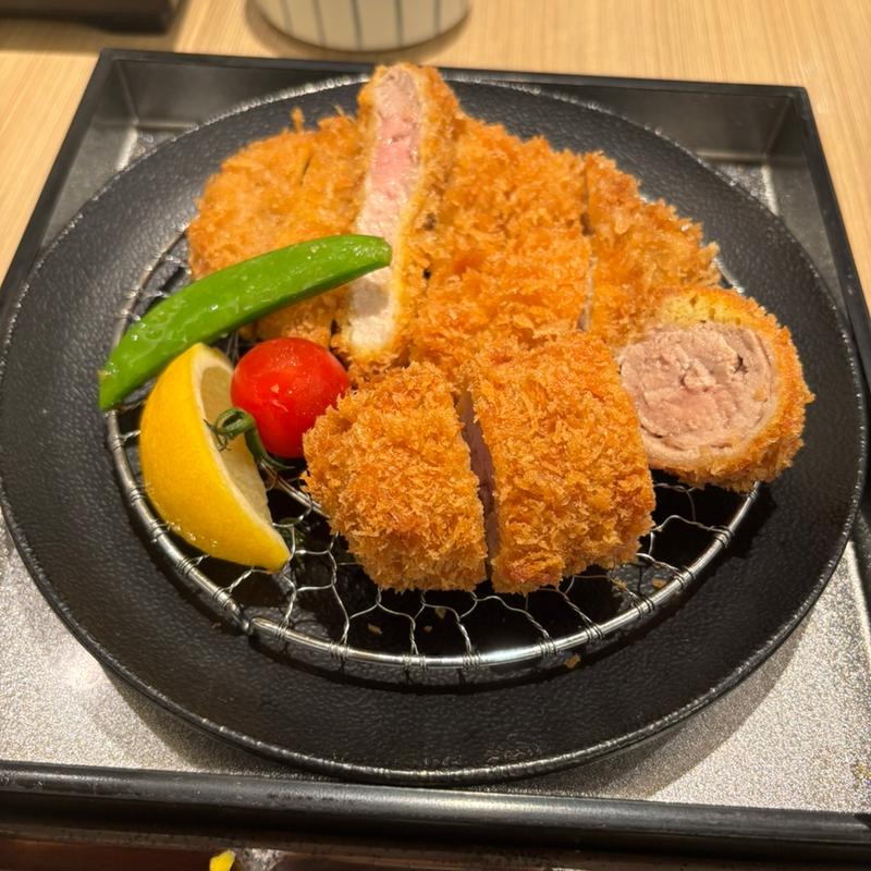 ロースカツ&ヒレカツ(デリカKYK ステーションプラザてんのうじ店 （ケーワイケー）)