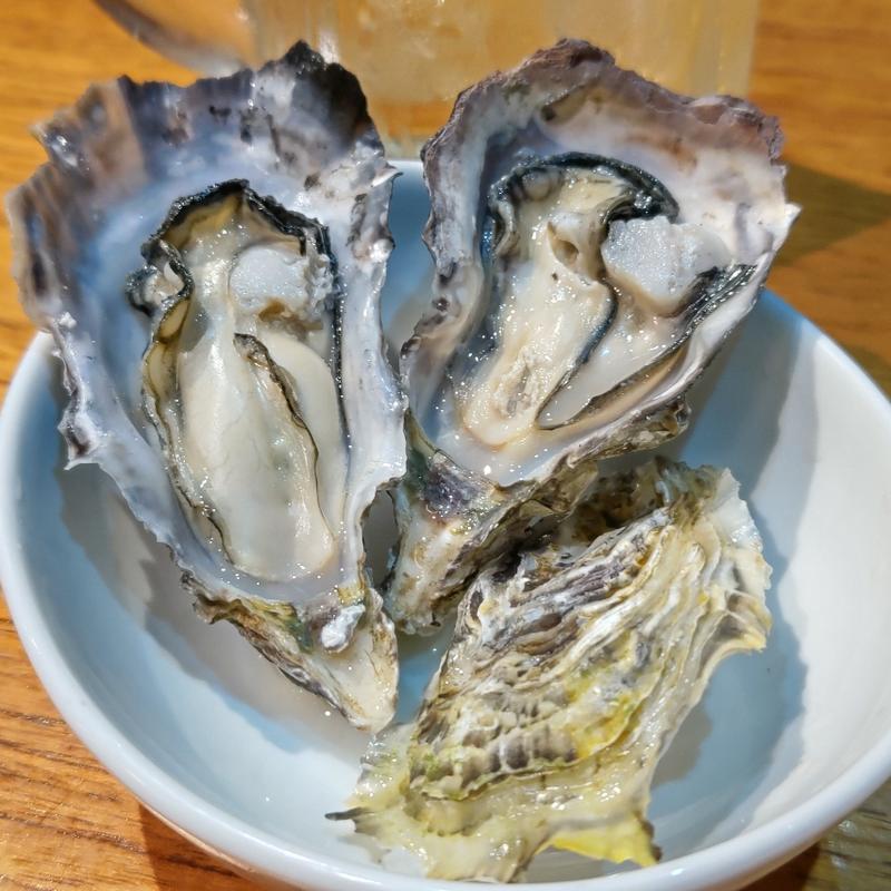 蒸し牡蠣(湘南バルはなたれ)