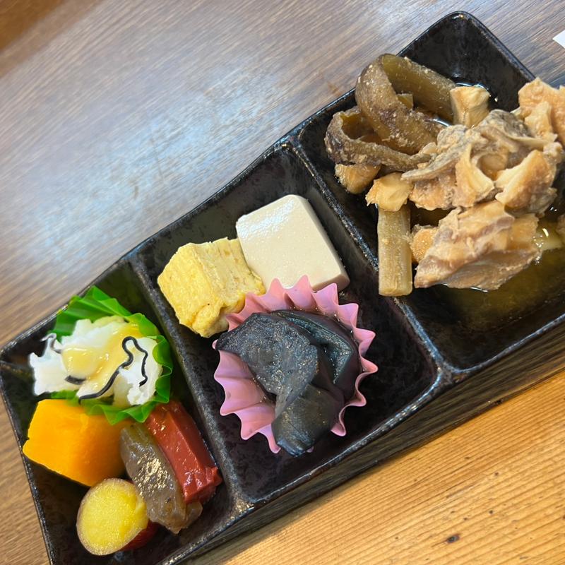 つきだし(すし処 さくら)