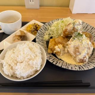 チキン南蛮定食(ひるここ)