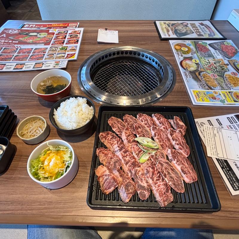 カルビ焼肉300gランチ(赤門 八千代台店 )